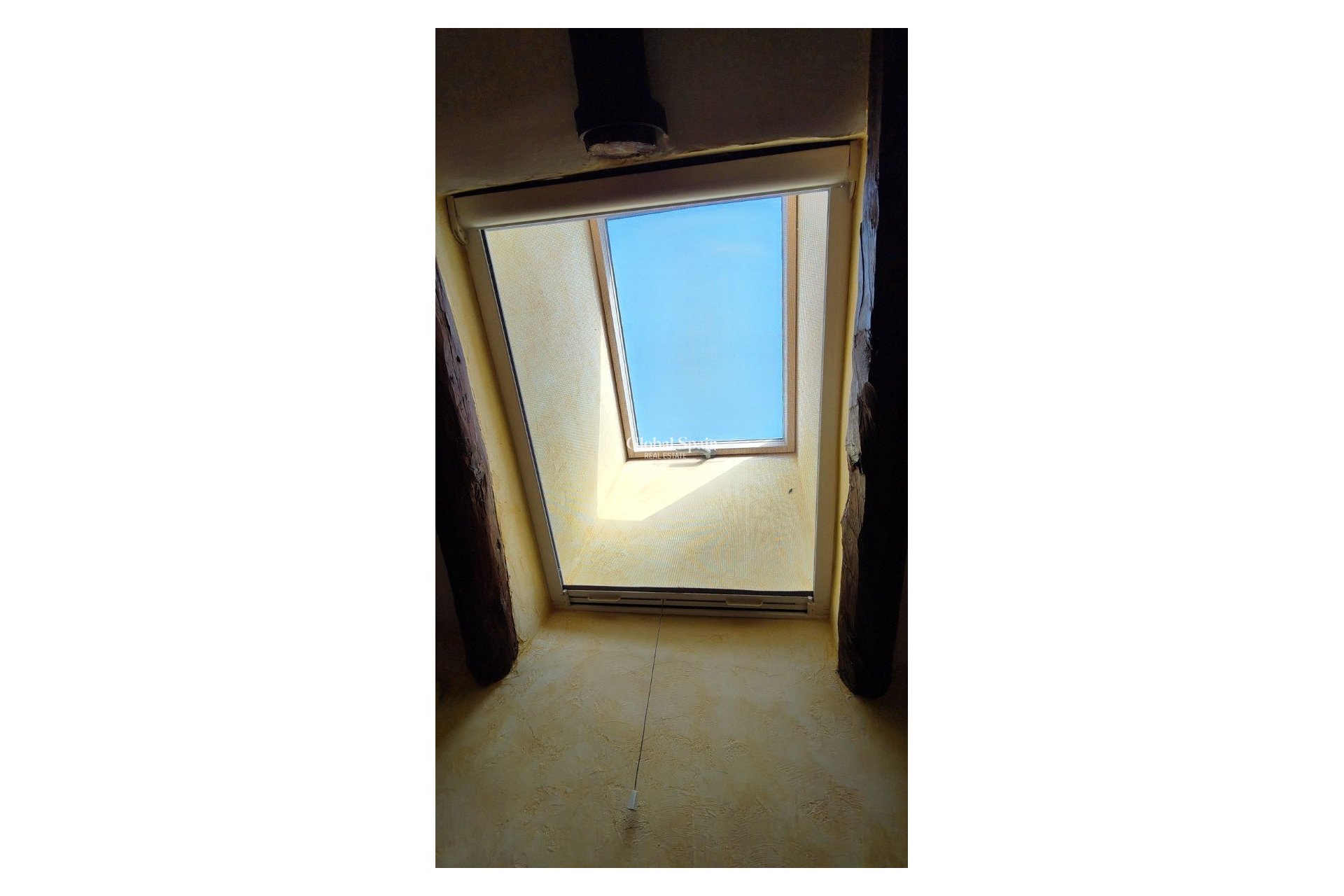 Venta - CASA -
ABANILLA - Inland