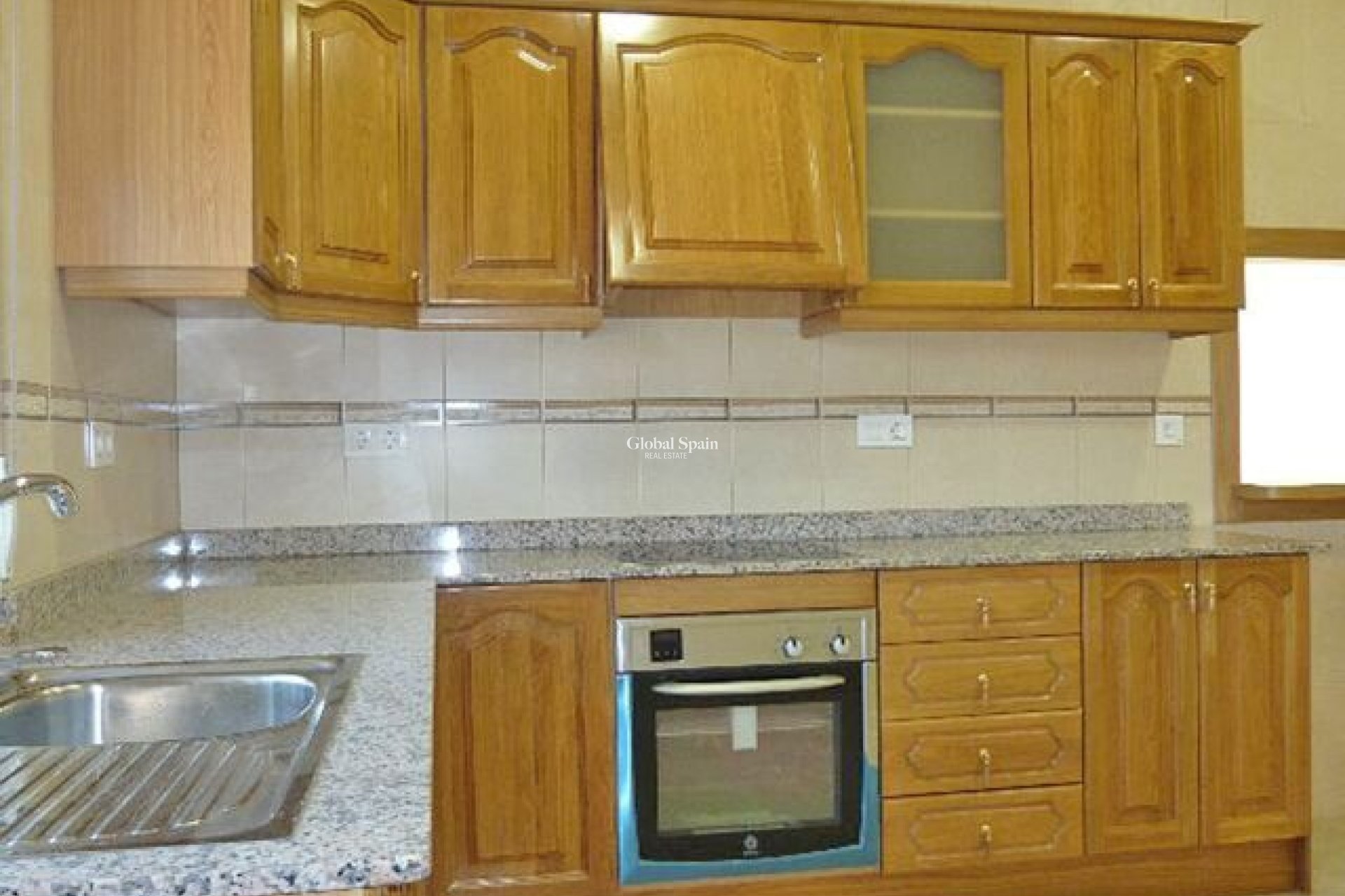 Venta - CASA -
ABANILLA - Inland