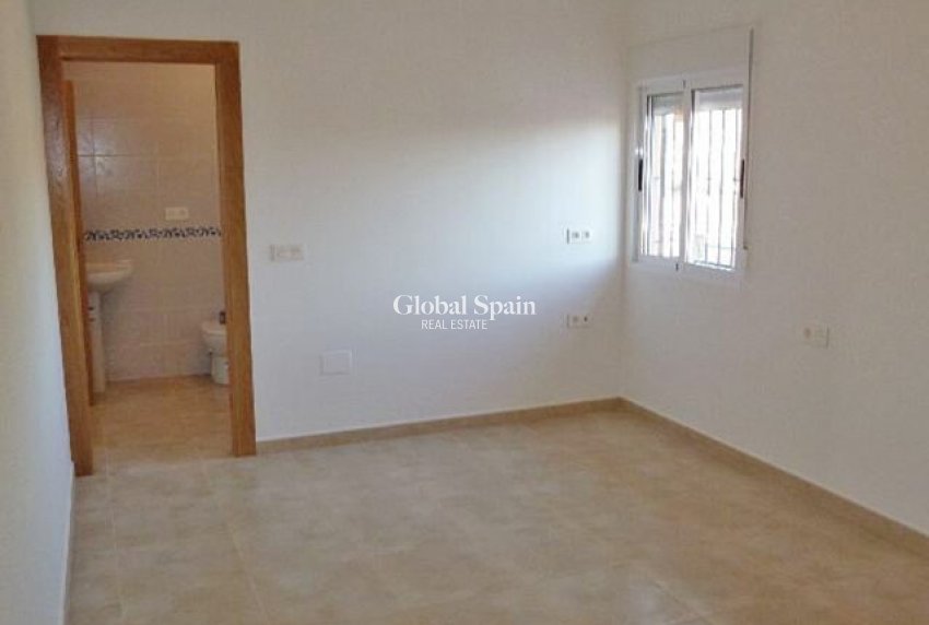 Venta - CASA -
ABANILLA - Inland