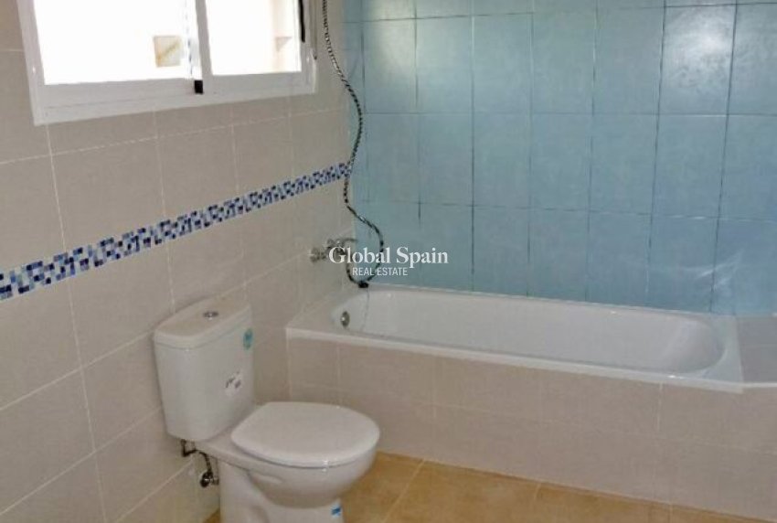 Venta - CASA -
ABANILLA - Inland