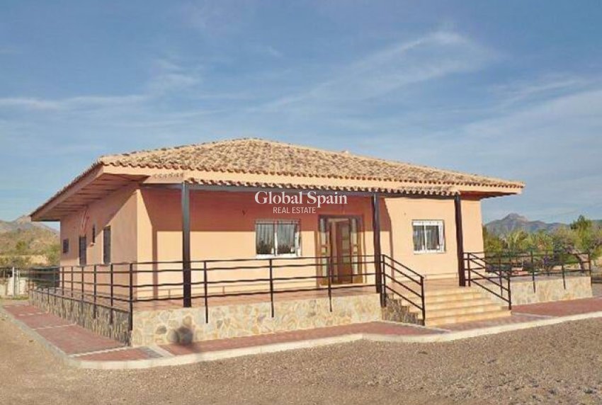 Venta - CASA -
ABANILLA - Inland