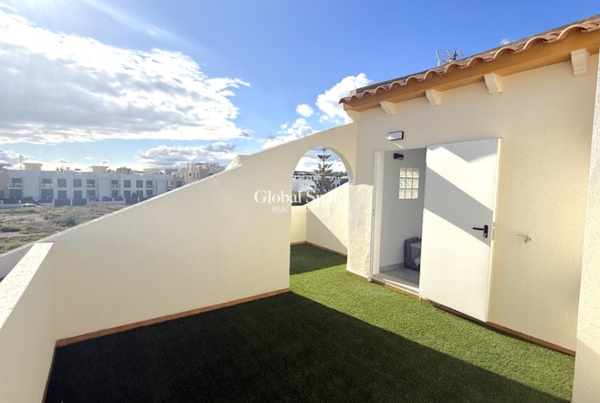 Venta - Casa adosada -
ORIHUELA - Costa Blanca Sur
