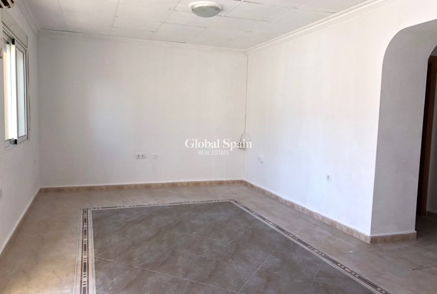 Venta - Casa adosada -
SAN MIGUEL DE SALINAS - Costa Blanca Sur