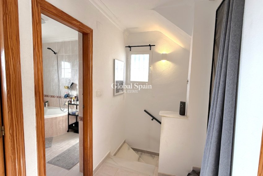 Venta - Casa adosada -
TORREVIEJA - Costa Blanca Sur