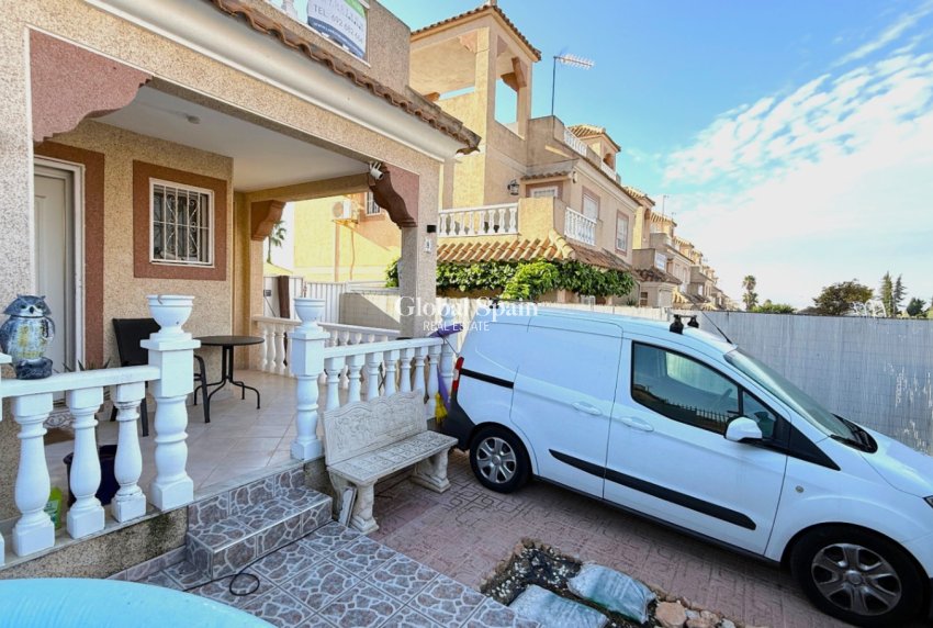 Venta - Casa adosada -
TORREVIEJA - Costa Blanca Sur