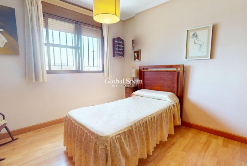 Venta - CASA -
ÁGUILAS - Costa Cálida