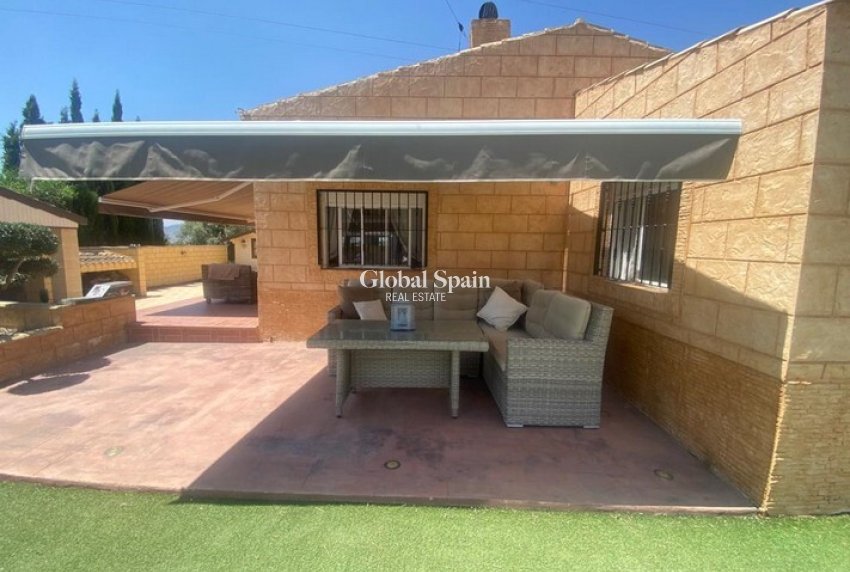 Venta - CASA -
ALBATERA - Inland