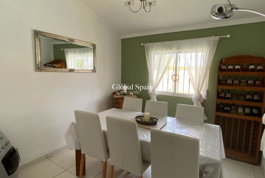 Venta - CASA -
ALBATERA - Inland