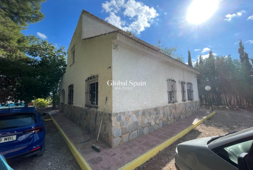 Venta - CASA -
ALBATERA - Inland