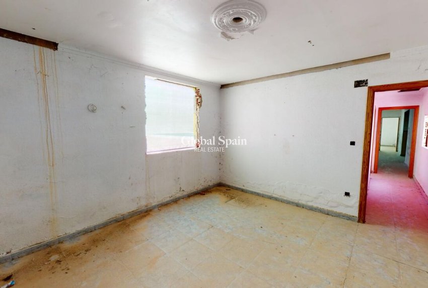 Venta - CASA -
ALBATERA - Inland