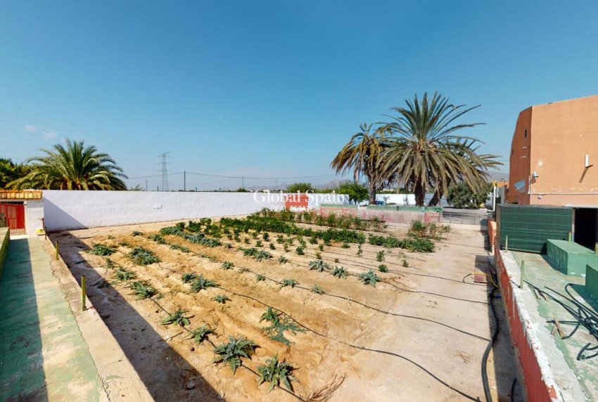 Venta - CASA -
ALBATERA - Inland