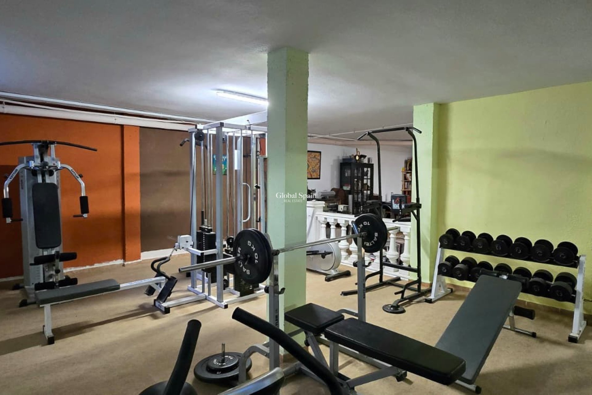 Venta - Casa -
Albir - center