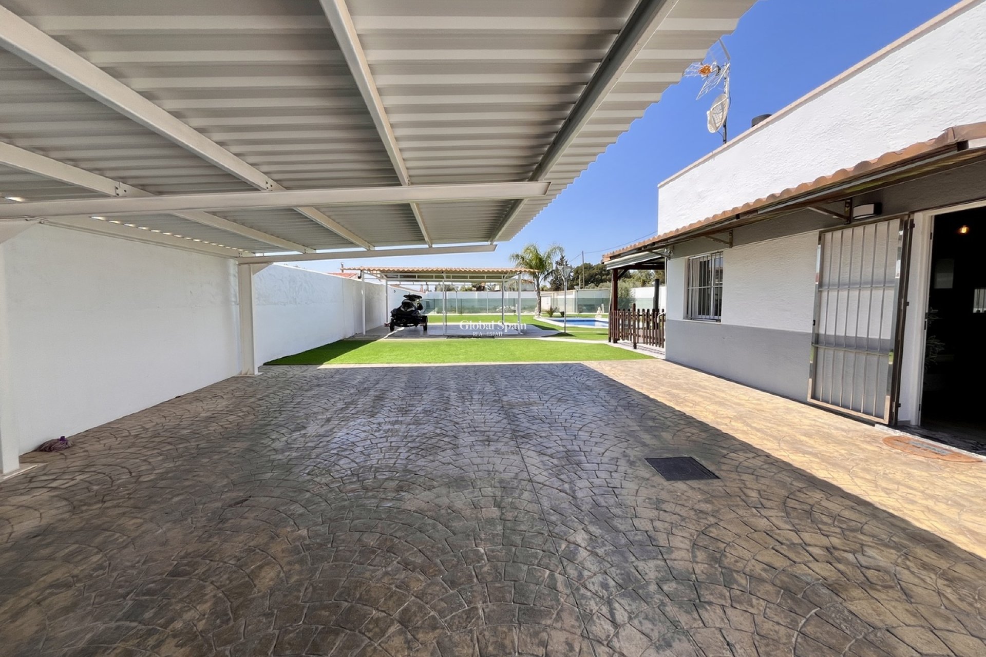 Venta - CASA -
ALCANTARILLA - Inland