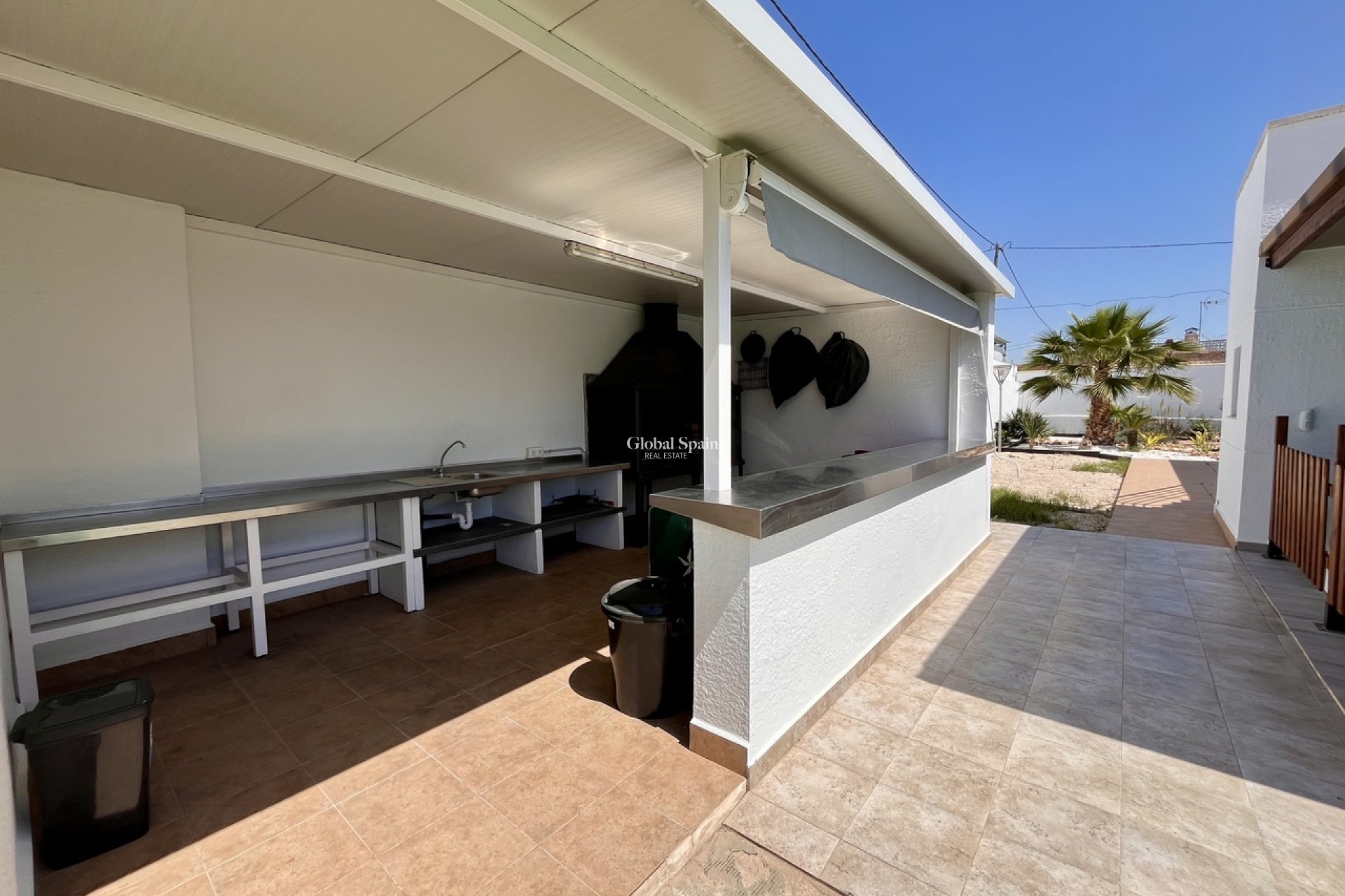 Venta - CASA -
ALCANTARILLA - Inland