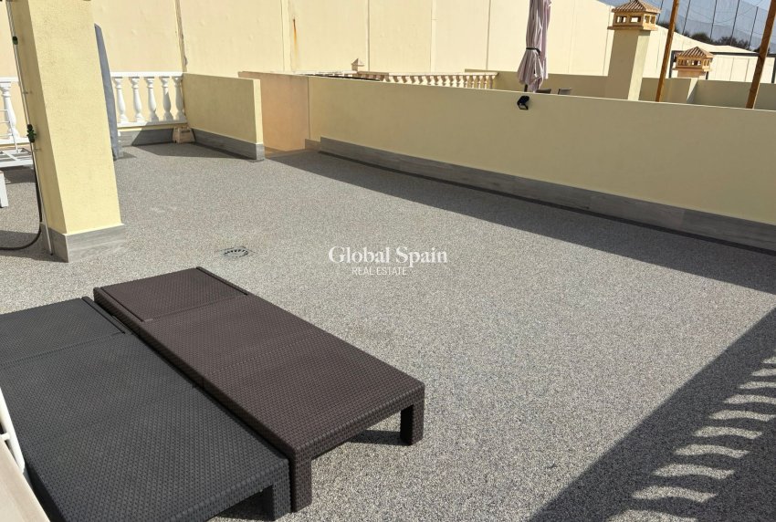 Venta - Casa -
ALGORFA