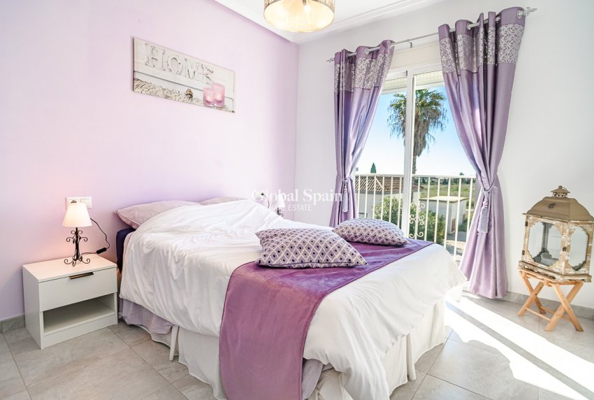 Venta - CASA -
ALGORFA