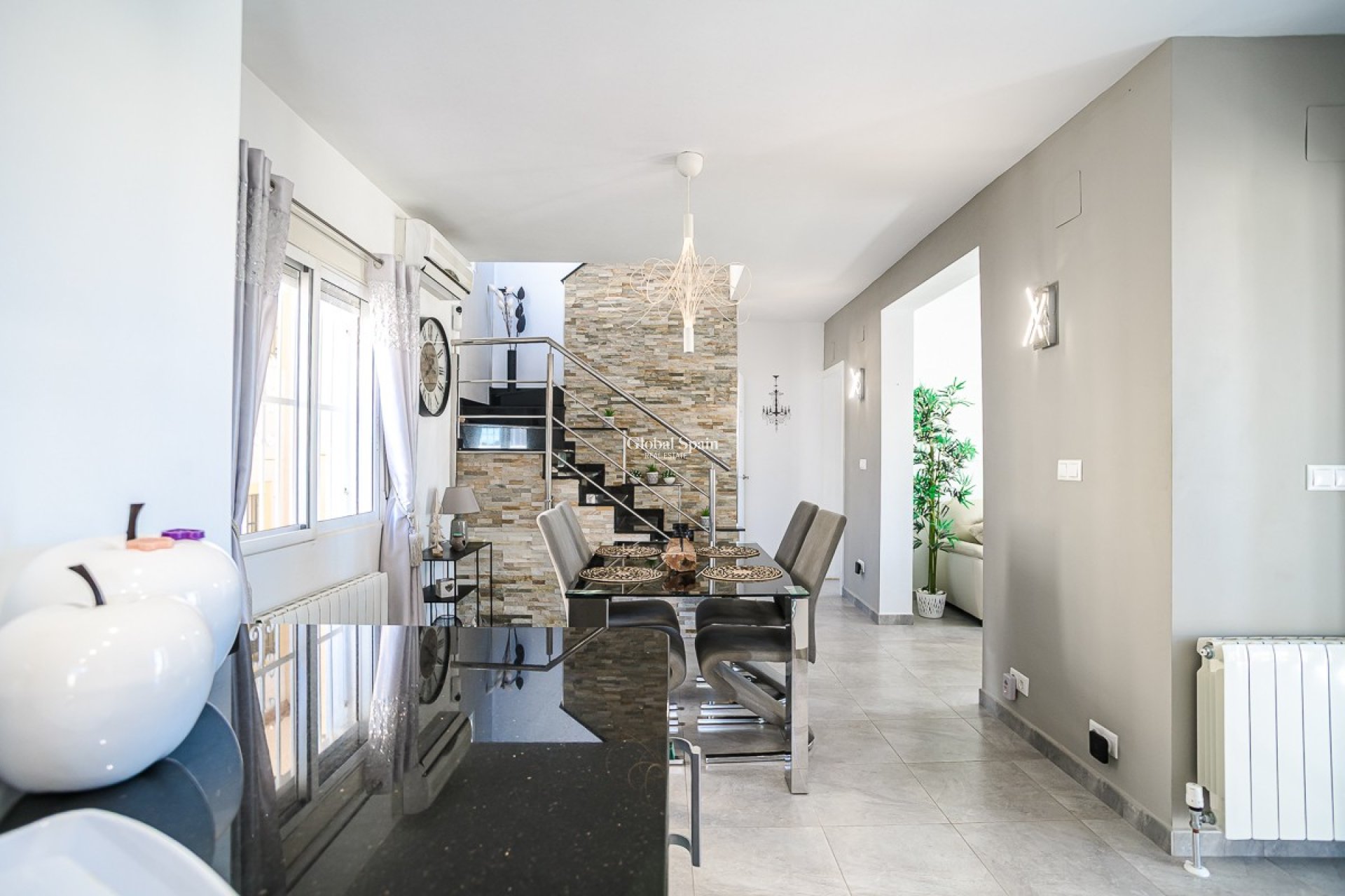 Venta - CASA -
ALGORFA