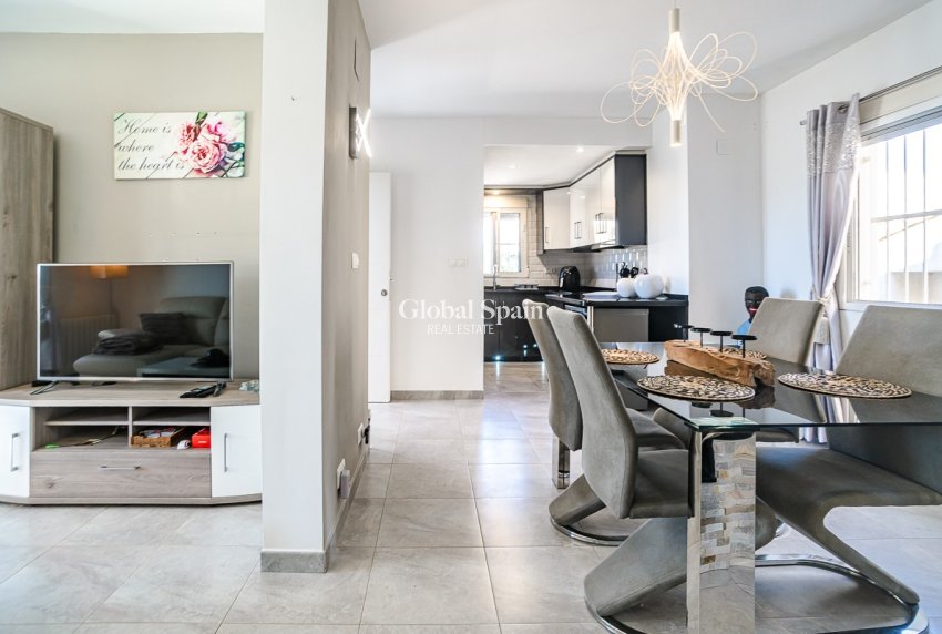 Venta - CASA -
ALGORFA