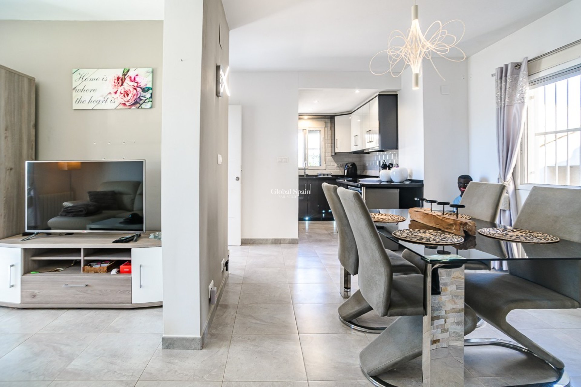 Venta - CASA -
ALGORFA