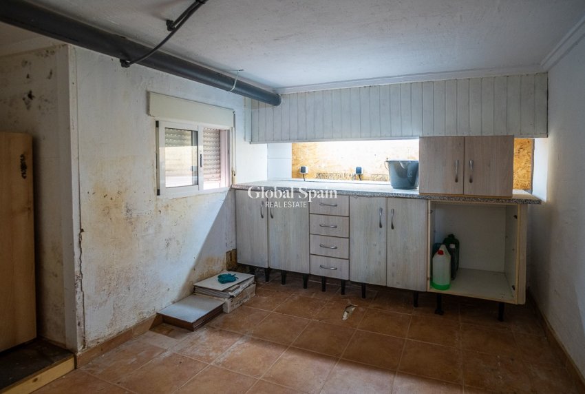Venta - CASA -
ALGORFA