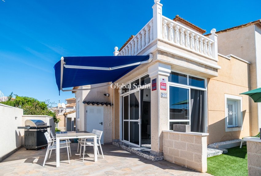 Venta - CASA -
ALGORFA