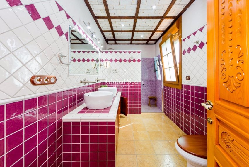 Venta - CASA -
ALMORADÍ - Camino De Catral