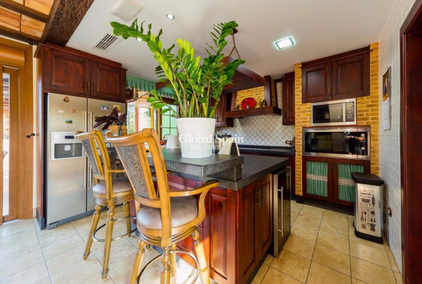 Venta - CASA -
ALMORADÍ - Camino De Catral