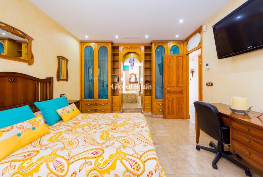 Venta - CASA -
ALMORADÍ - Camino De Catral
