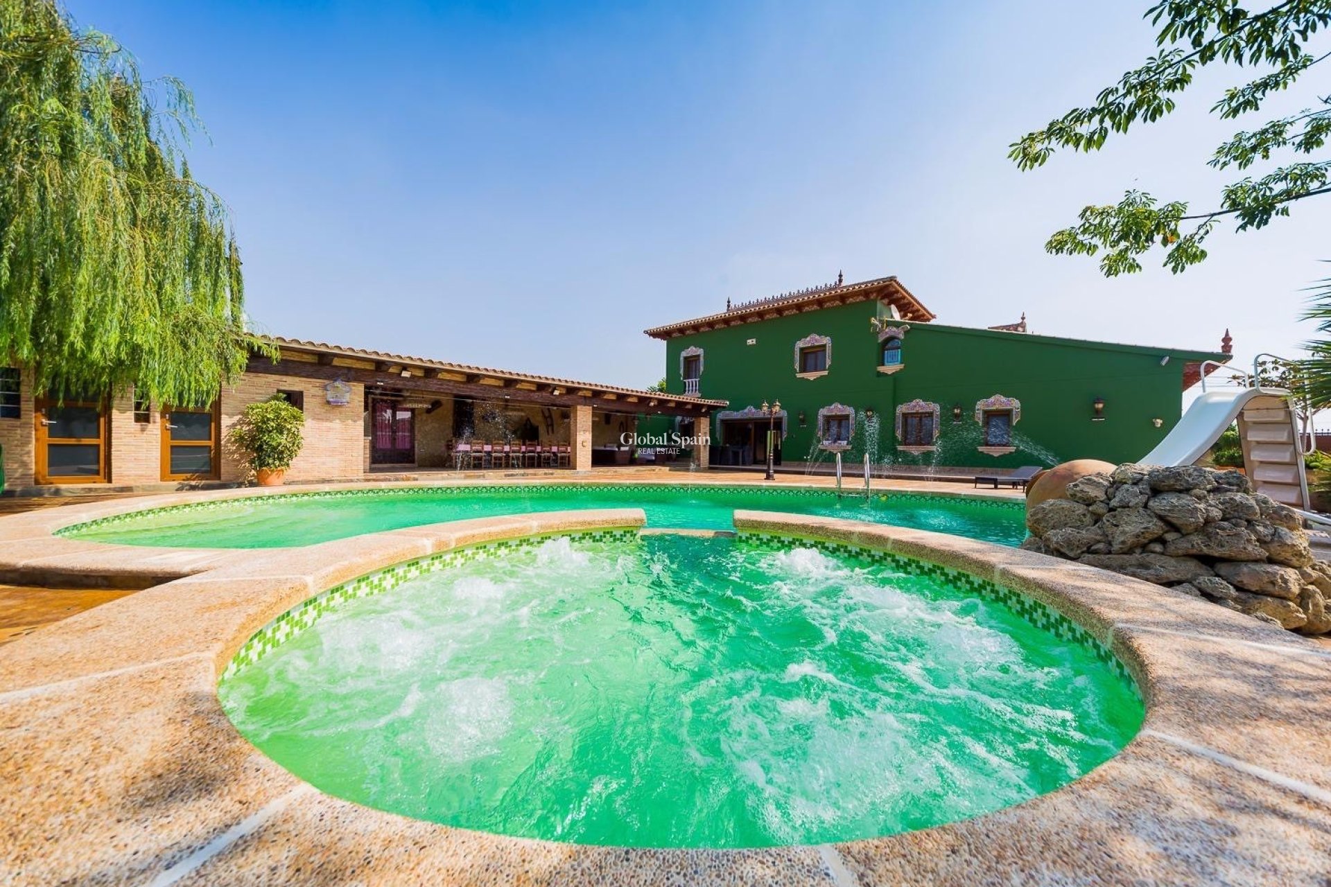 Venta - CASA -
ALMORADÍ - Inland