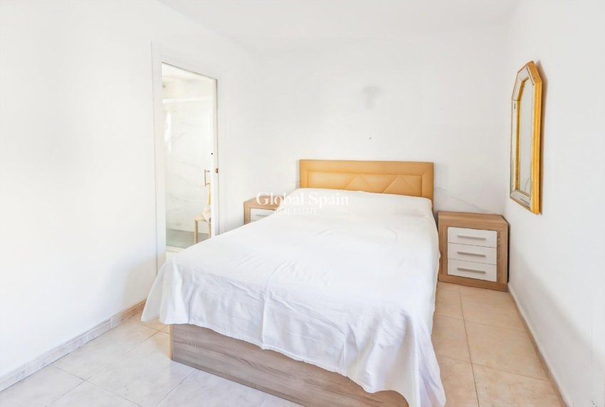 Venta - CASA -
ANDRATX