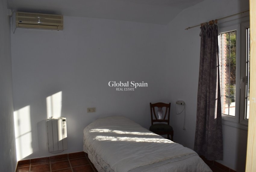 Venta - CASA -
Arenas