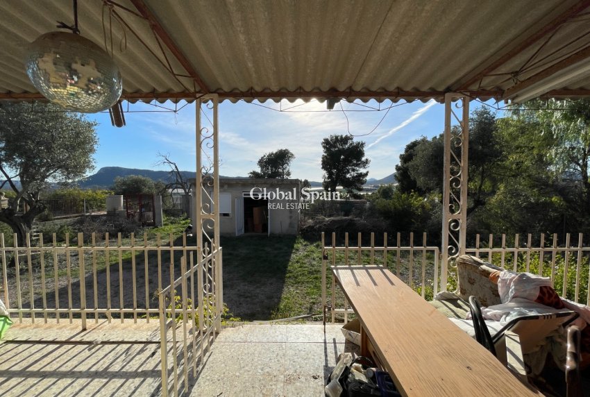 Venta - CASA -
ASPE - Inland