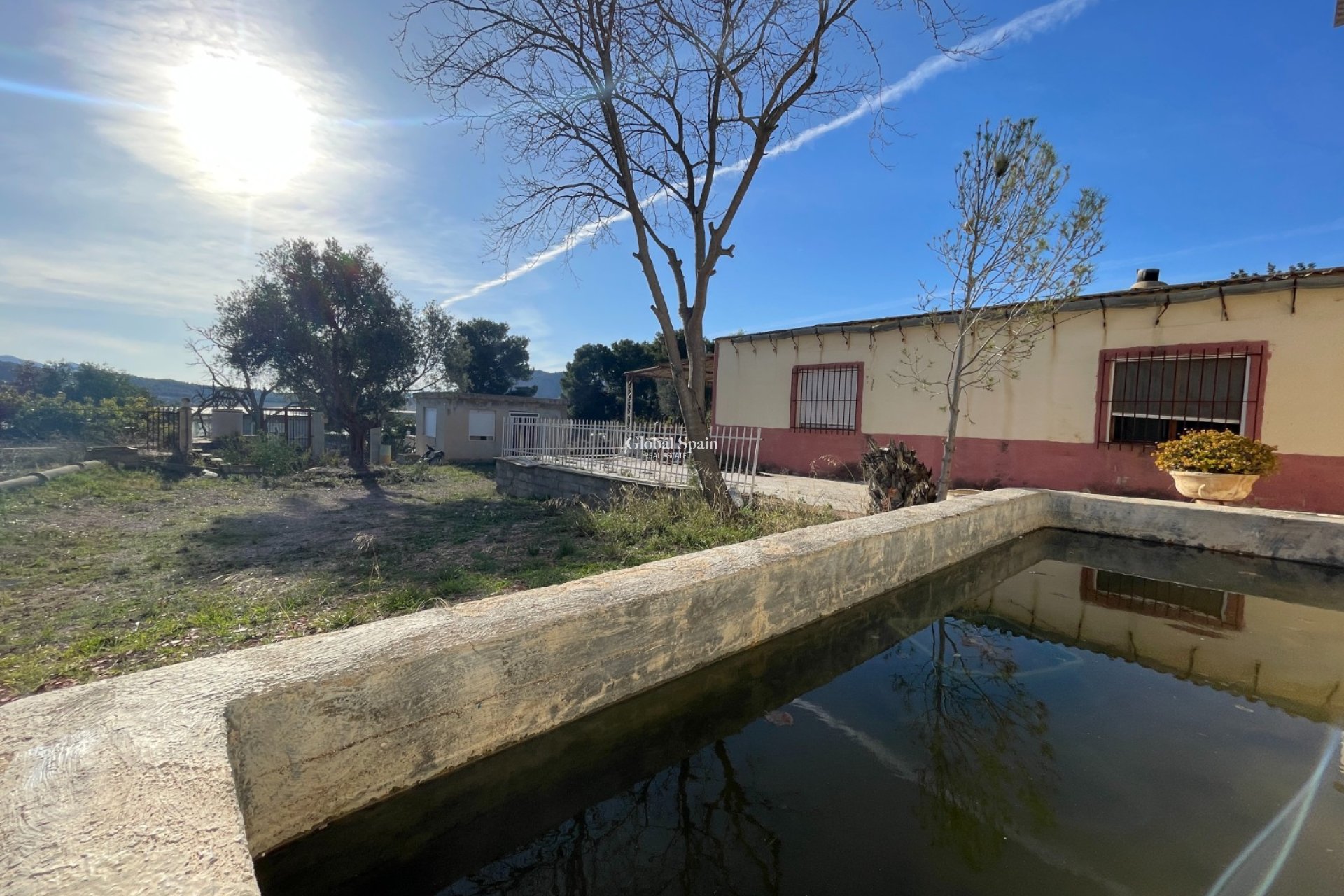 Venta - CASA -
ASPE - Inland