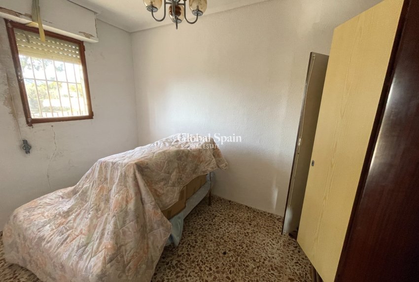 Venta - CASA -
ASPE - Inland