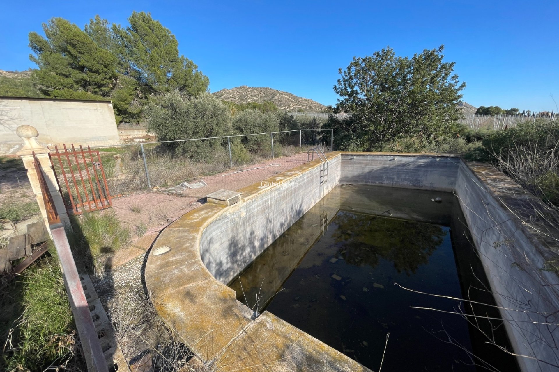 Venta - CASA -
ASPE - Inland