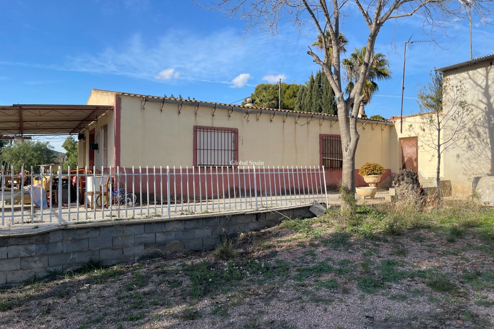 Venta - CASA -
ASPE - Inland