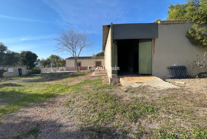 Venta - CASA -
ASPE - Inland