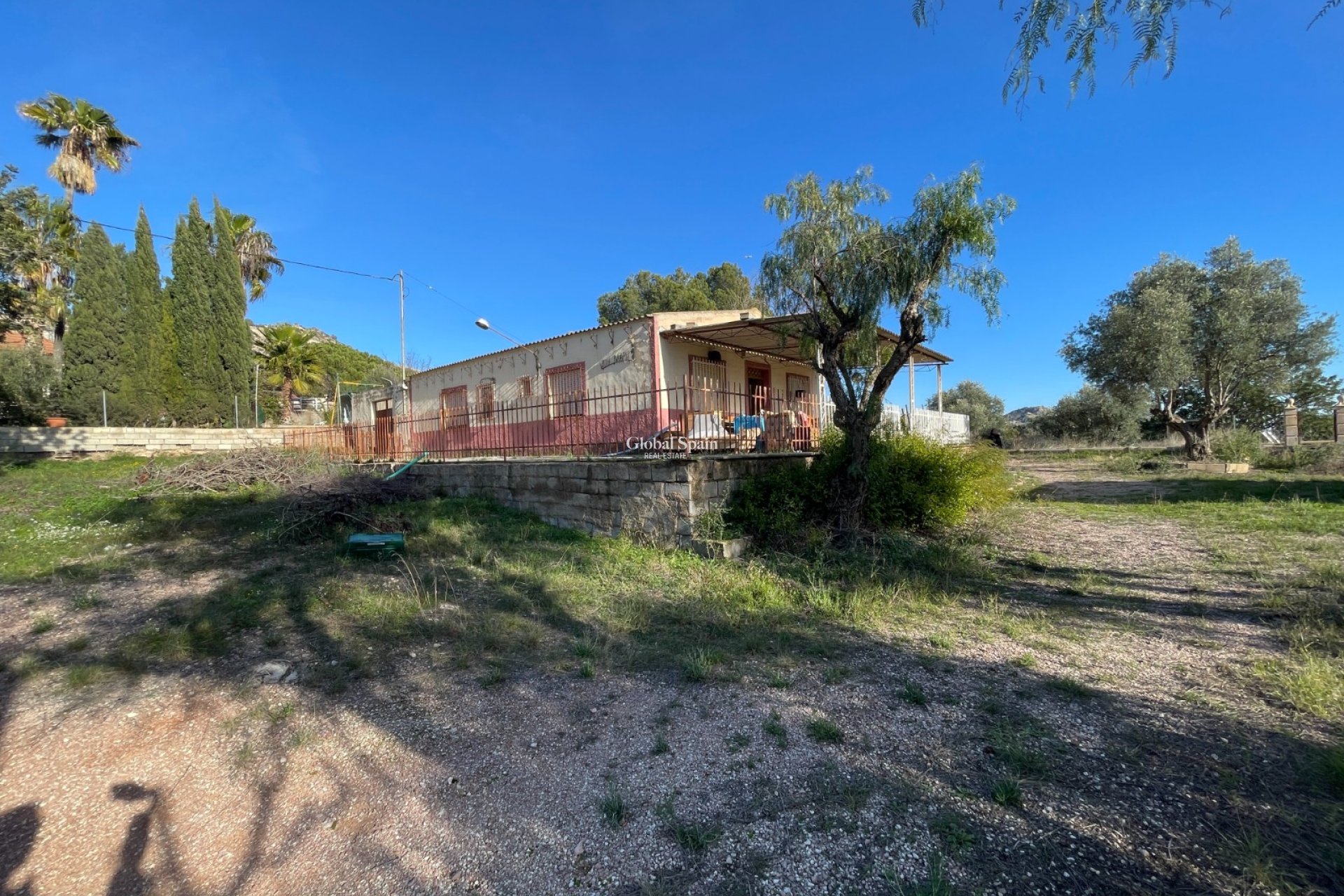 Venta - CASA -
ASPE - Inland