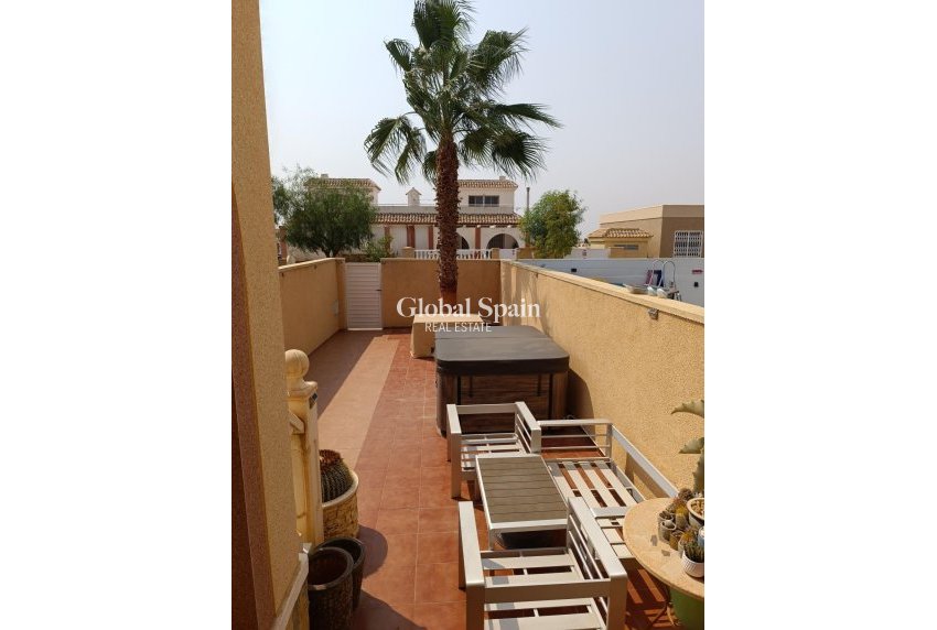 Venta - CASA -
AVILESES - Jerónimo Y Avileses