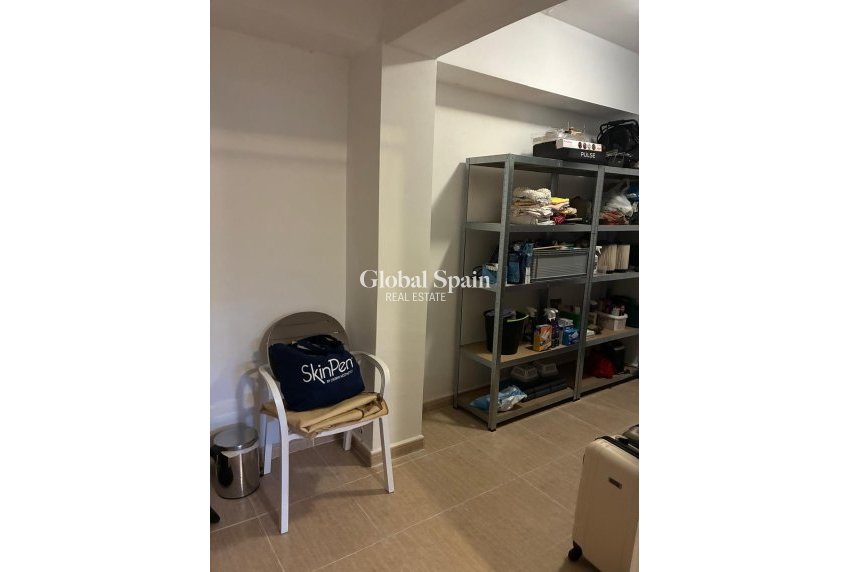 Venta - CASA -
AVILESES - Jerónimo Y Avileses