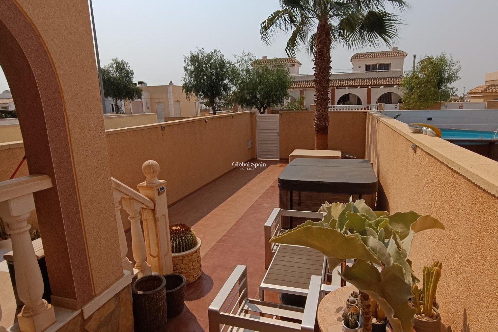 Venta - CASA -
AVILESES - Jerónimo Y Avileses