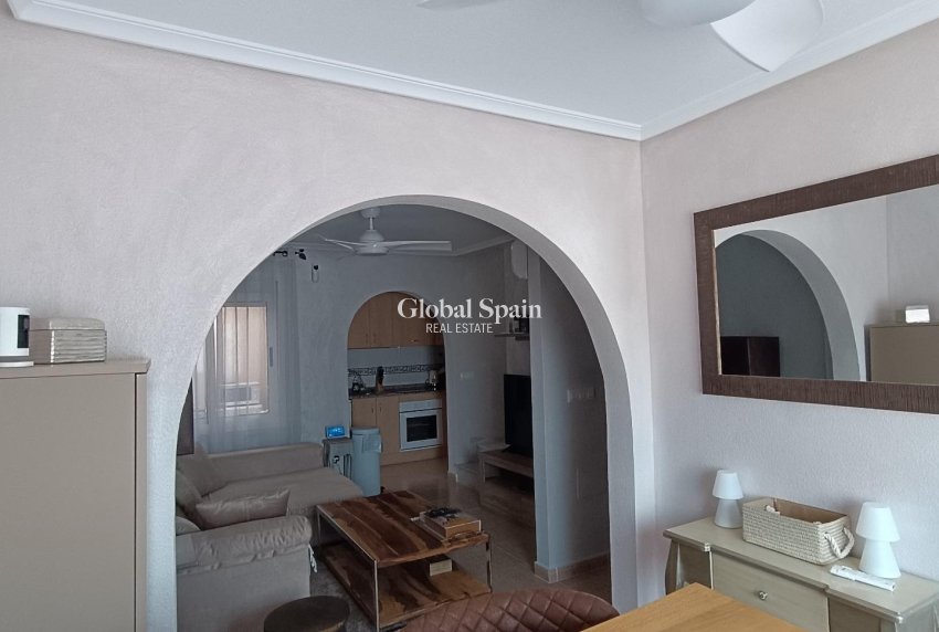 Venta - CASA -
AVILESES - Jerónimo Y Avileses