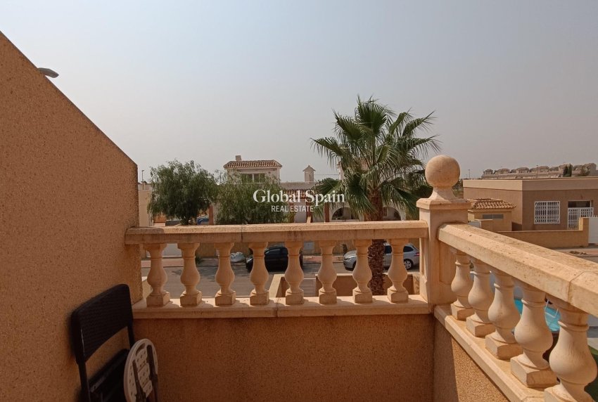 Venta - CASA -
AVILESES - Jerónimo Y Avileses