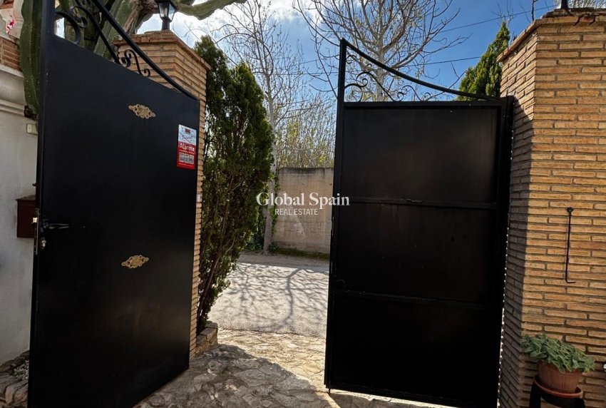 Venta - CASA -
BENEJÚZAR - Comunidad Valenciana