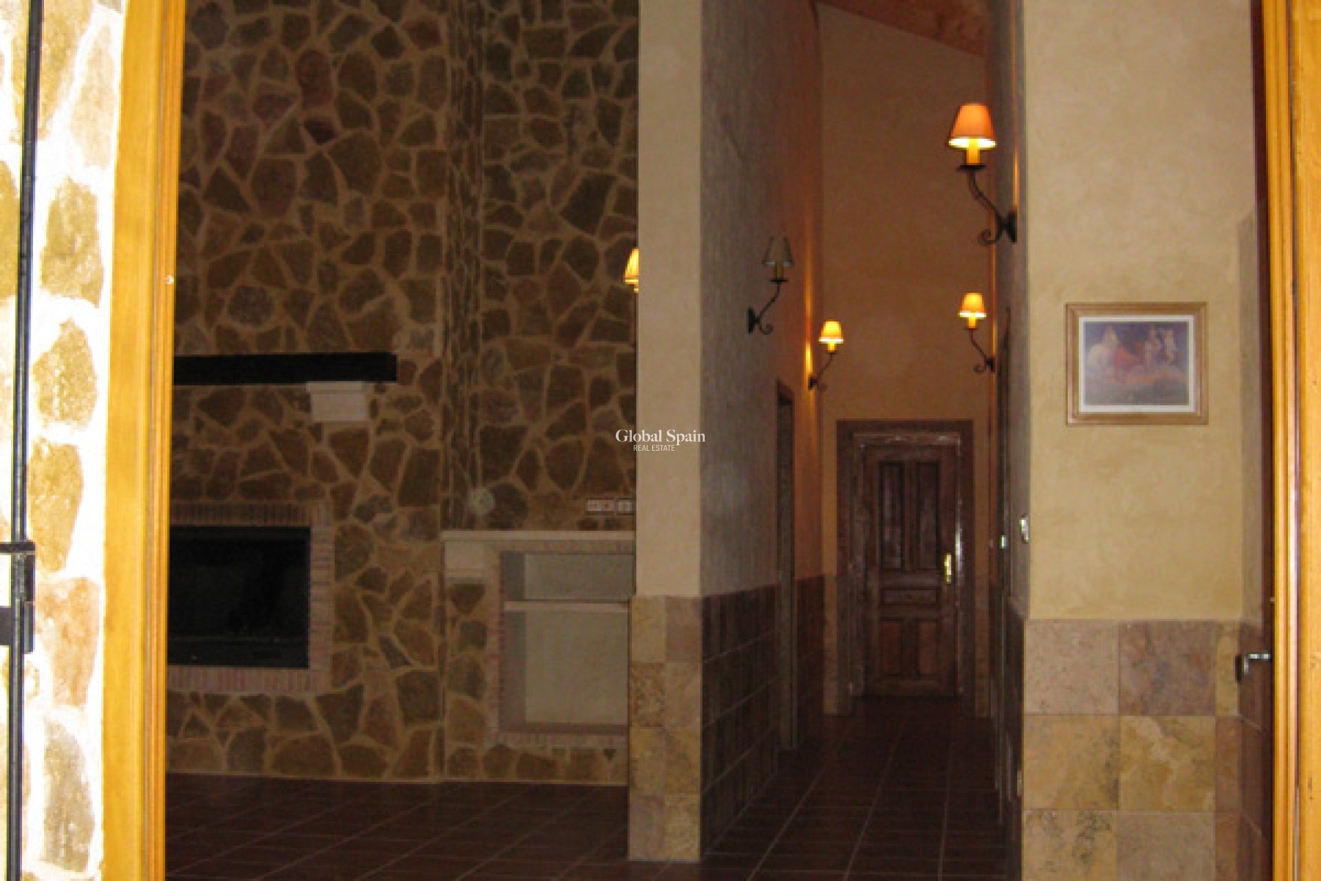 Venta - CASA -
BENFERRI - Inland