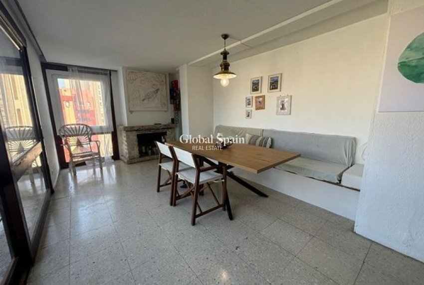 Venta - Casa -
BENIDORM - Levante