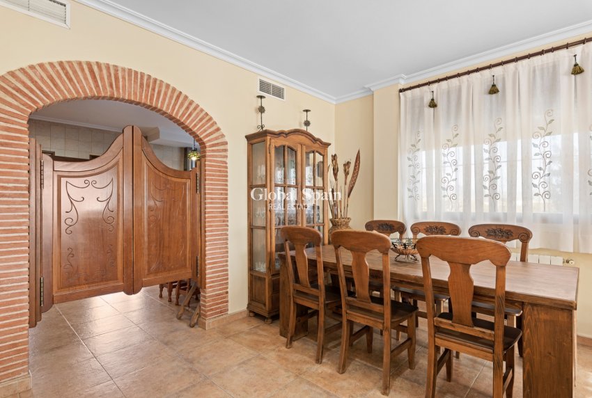 Venta - CASA -
BENIEL - Carretera de Beniel