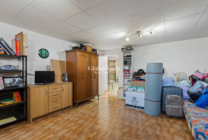 Venta - CASA -
BENIEL - Carretera de Beniel