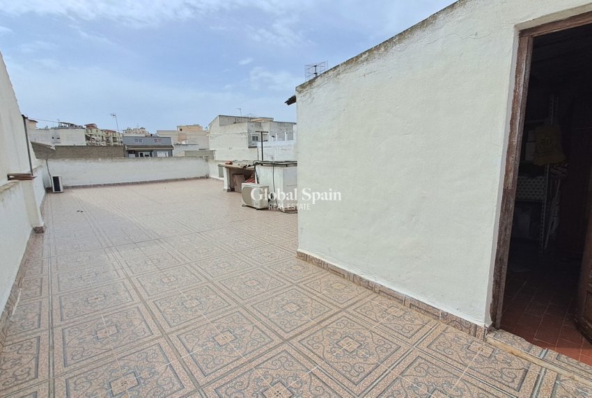 Venta - CASA -
BENIJÓFAR - Costa Blanca
