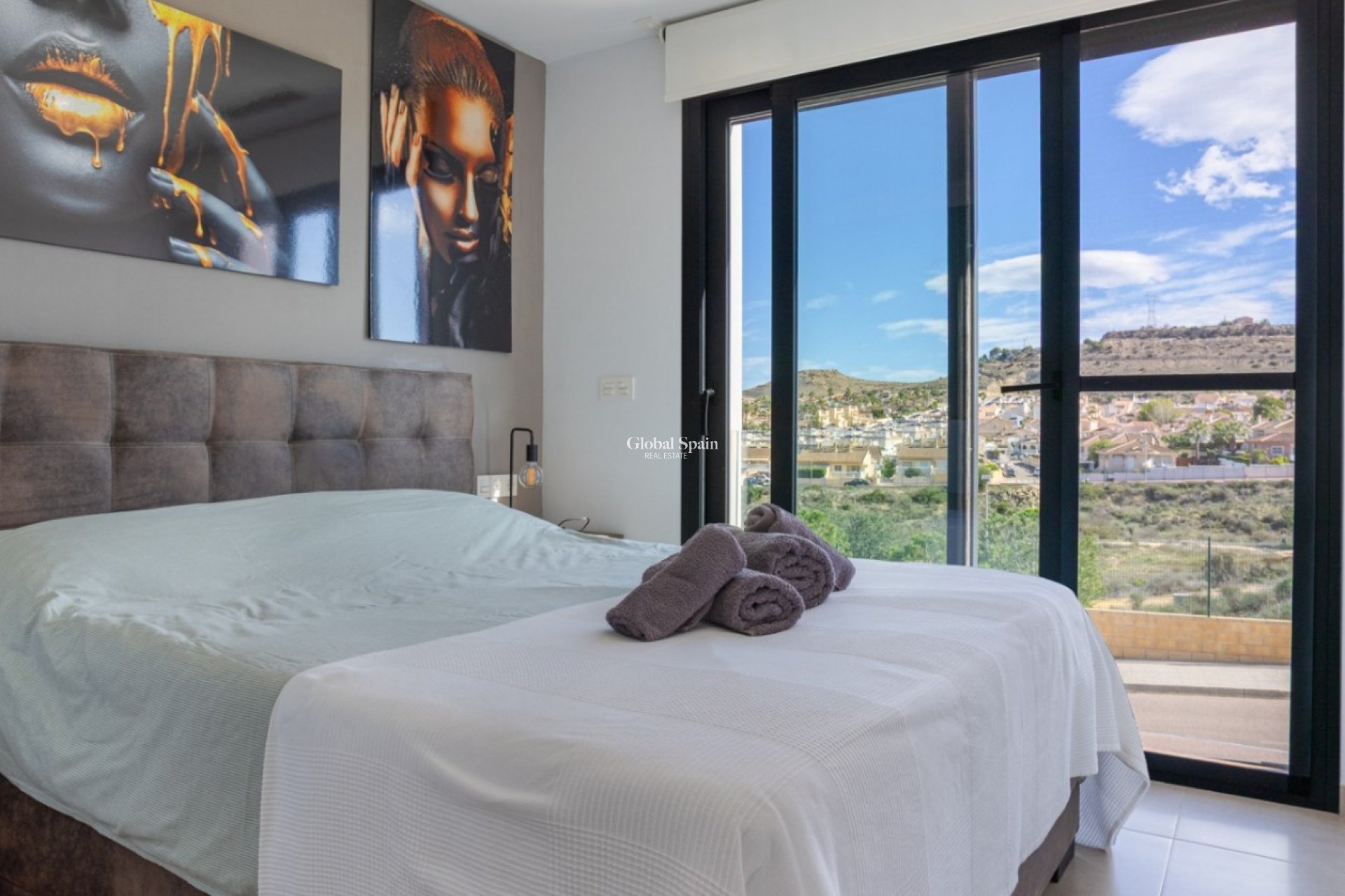 Venta - CASA -
BENIJÓFAR - Costa Blanca